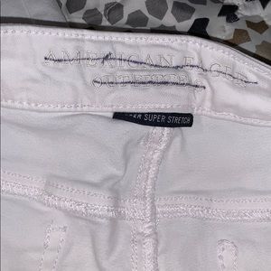 American Eagle Outfitters Jeans - White American Eagle jeans American Eagle Outfitters Jeans - White American Eagle jeans